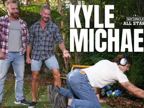 Kyle Michaels, Brogan & Greg Dixxon give a wet without a condom rail chiefly their non-stationary bike