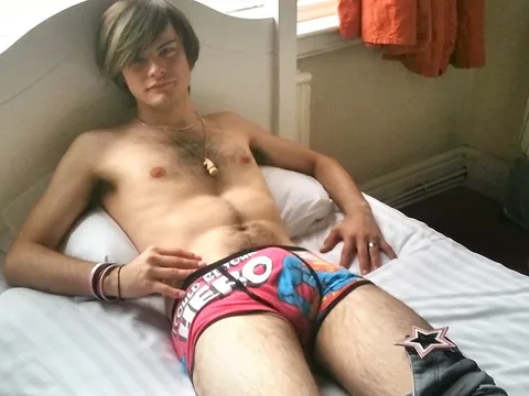 Ashley And His Pulsing Unshaved Manstick! - Ashley Dylan